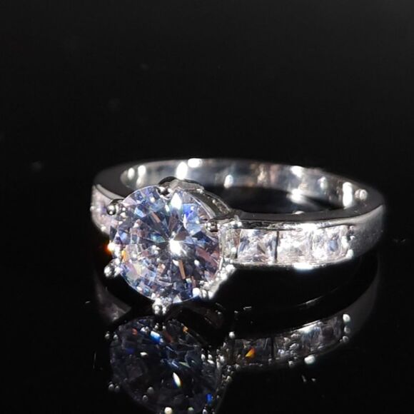 Simulated Diamond Ring Silvertone Size 8 - Picture 8 of 13